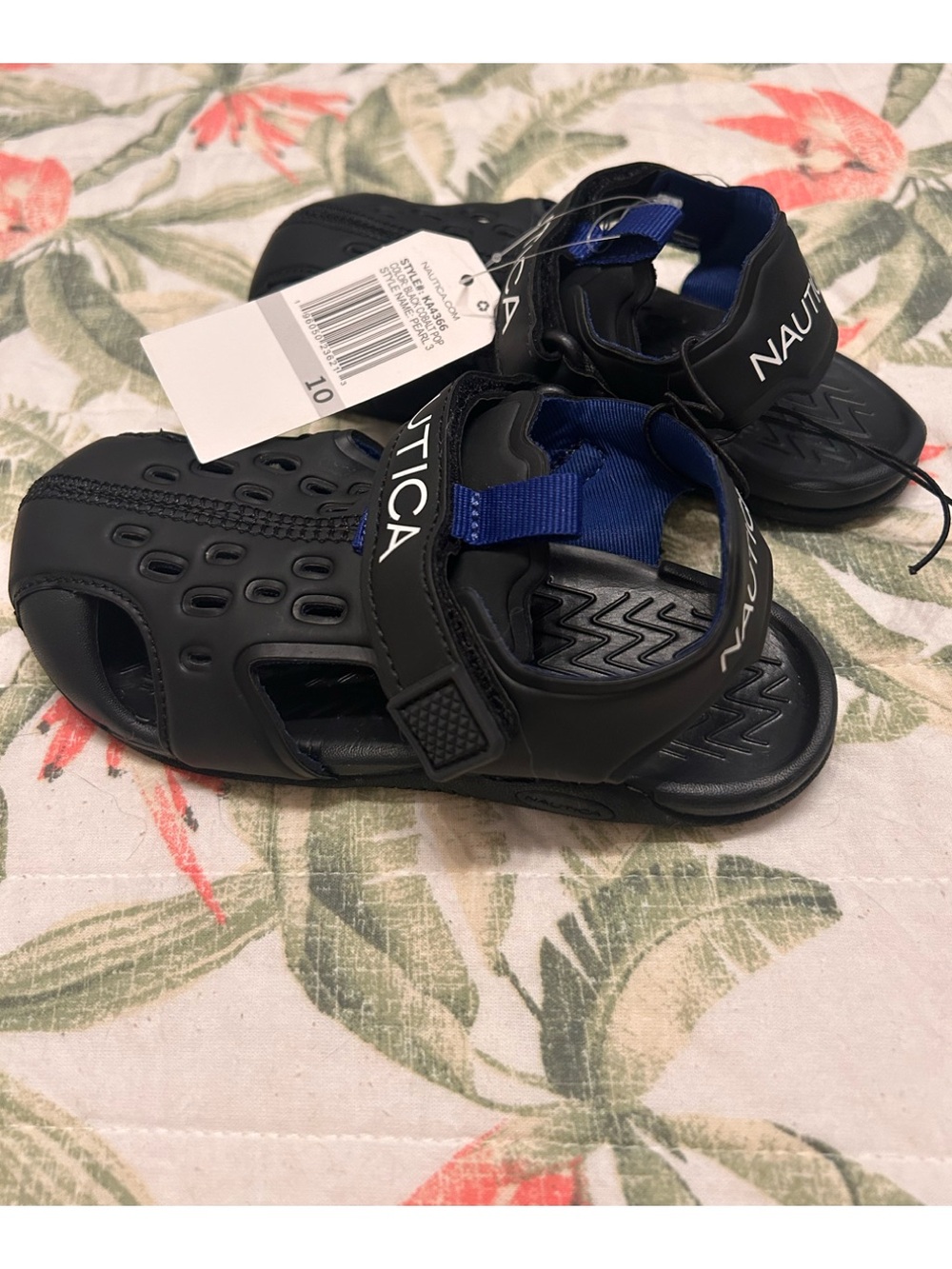Nautica Kids Black and Blue Water Sandals